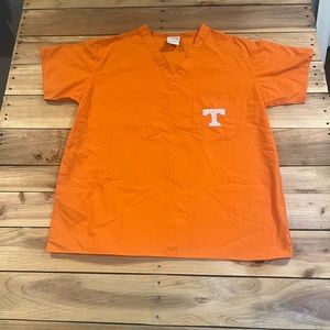 Tennessee VOLS scrubs shirt size large nwot